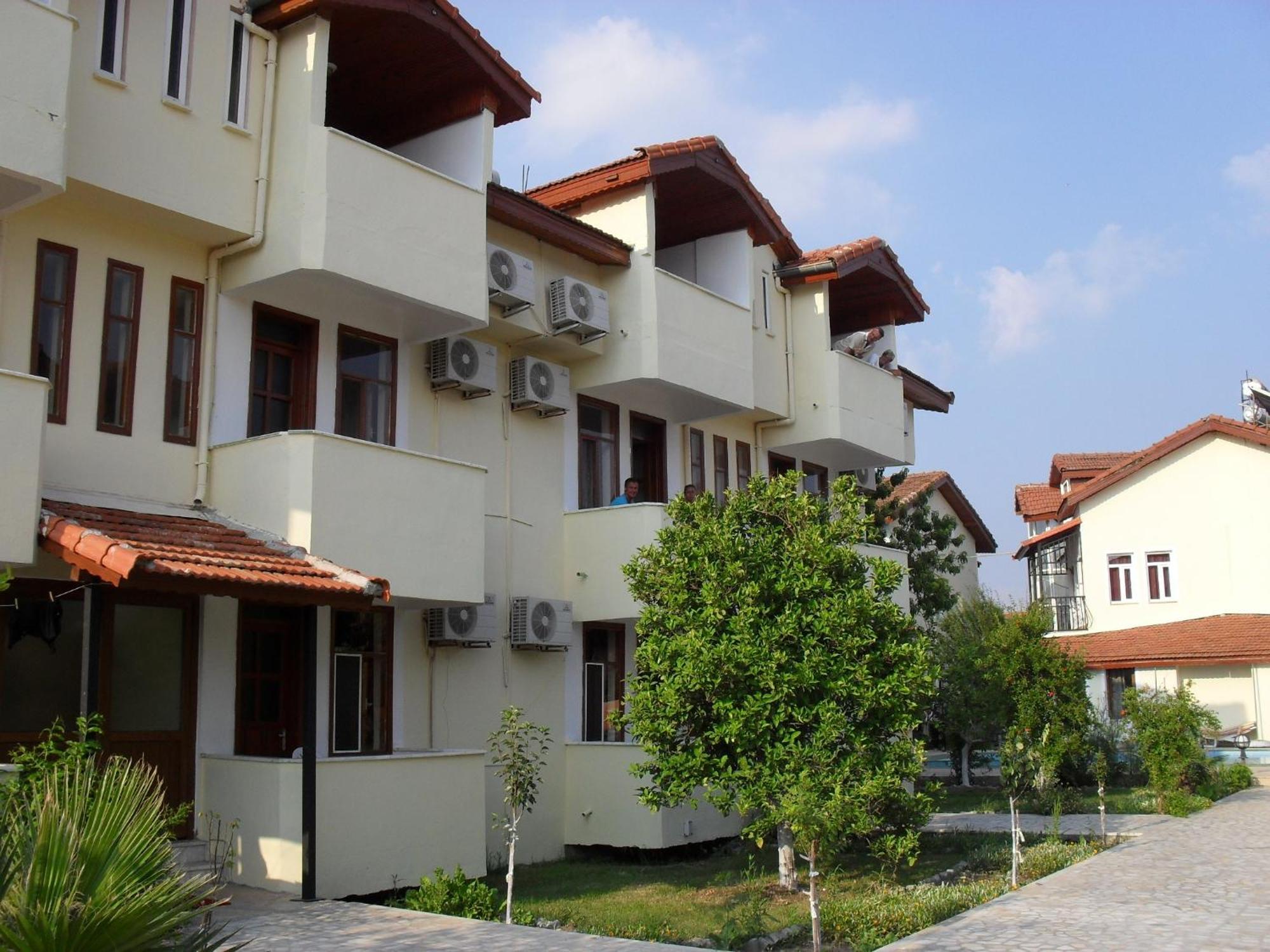 Villa Ozalp Apartments Dalyan Extérieur photo