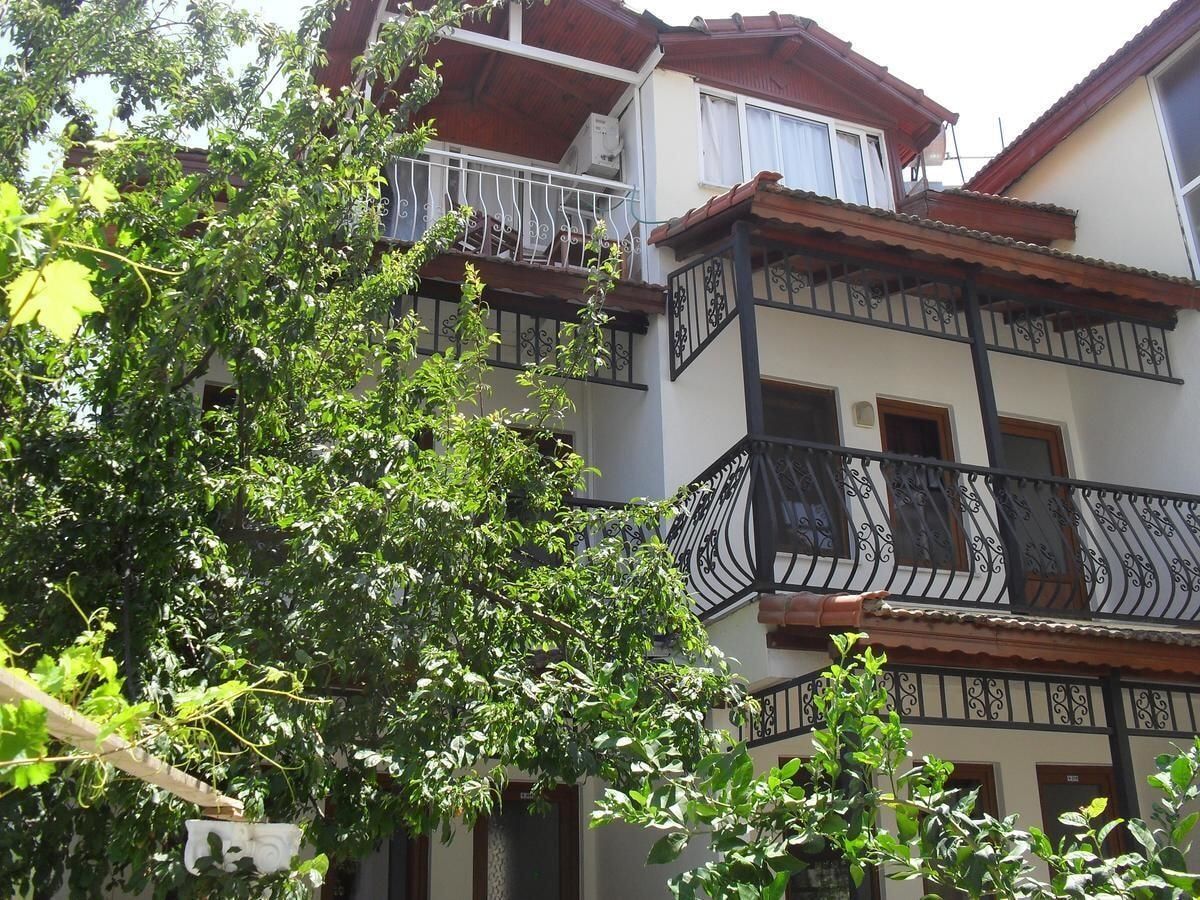 Villa Ozalp Apartments Dalyan Extérieur photo